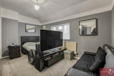 undefined, Castle Road, Hoddesdon EN11