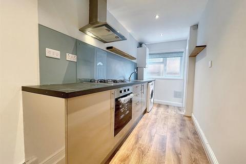 2 bedroom cottage for sale, Cefn Road, Rogerstone, Newport