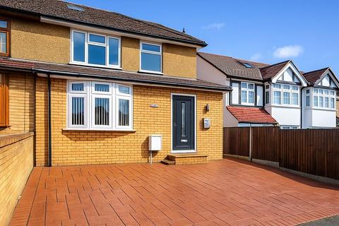6 bedroom semi-detached house to rent, West End Street, High Wycombe