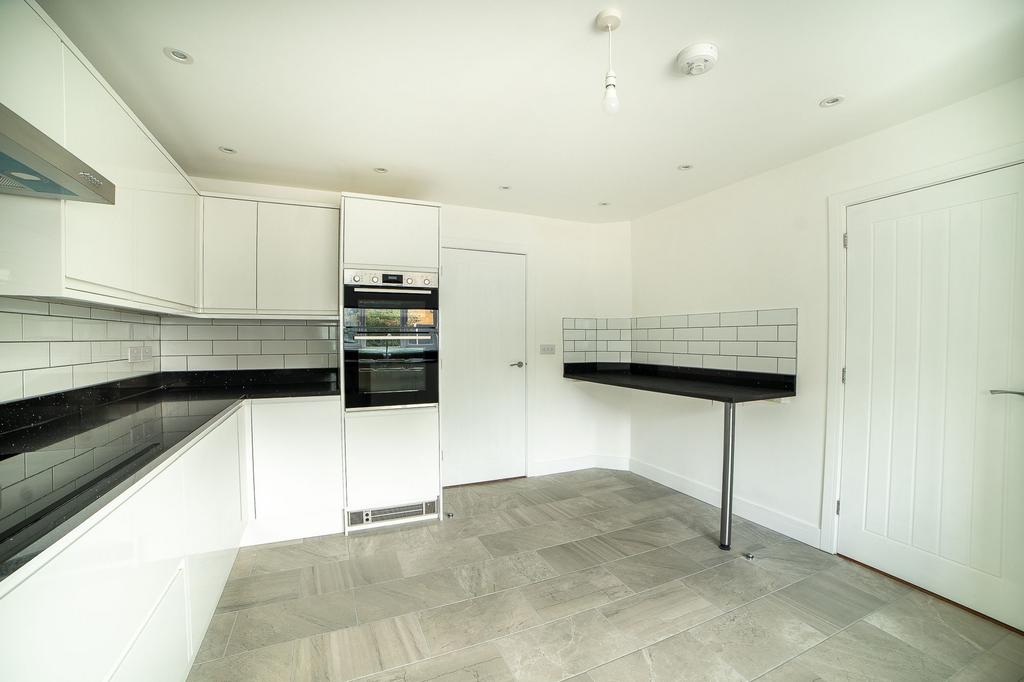 Kitchen 3