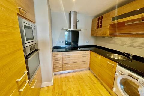 2 bedroom apartment to rent, McClintock House, The Boulevard, Leeds LS10
