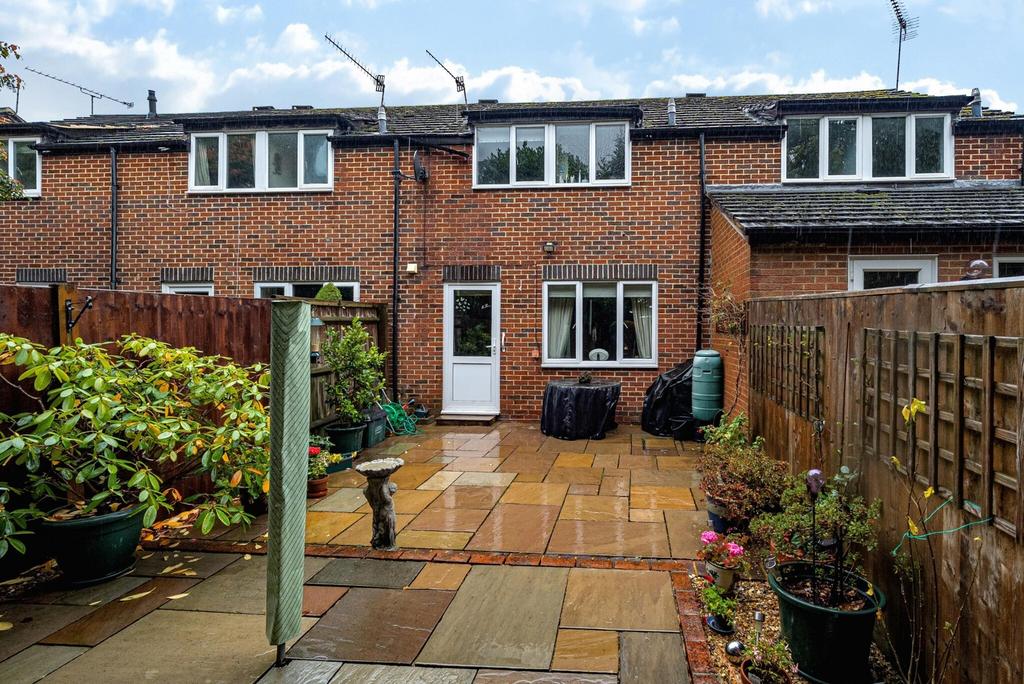 1371183-3-68f61ee...