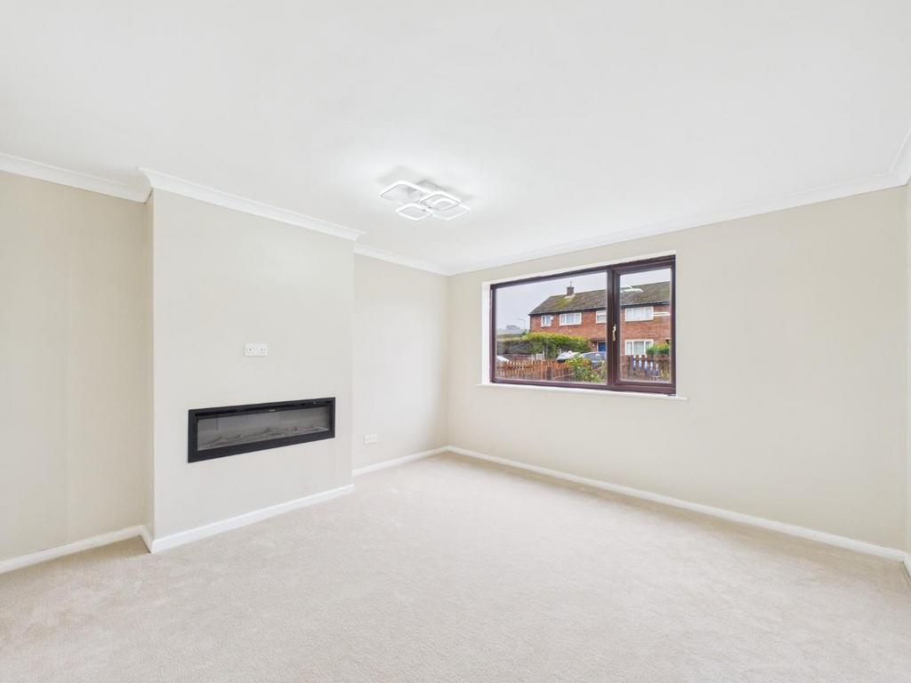 CAM01268 G0-PR0409-STILL002.jpg