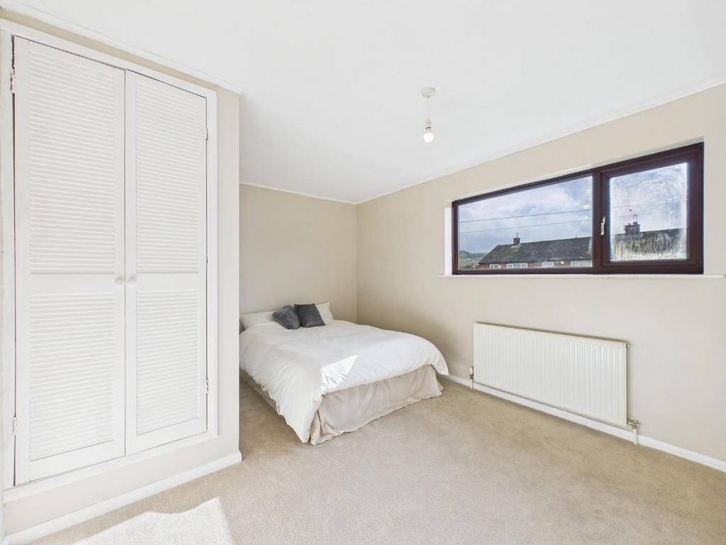 CAM01268 G0-PR0409-STILL013.jpg