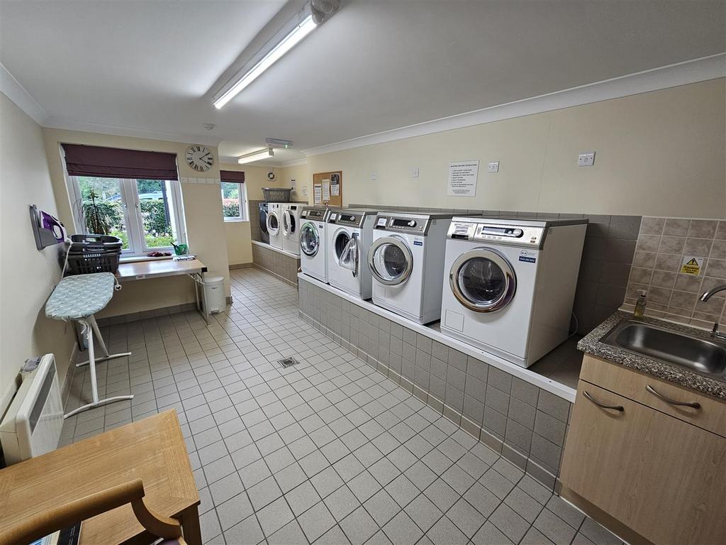 Laundry Room.jpg