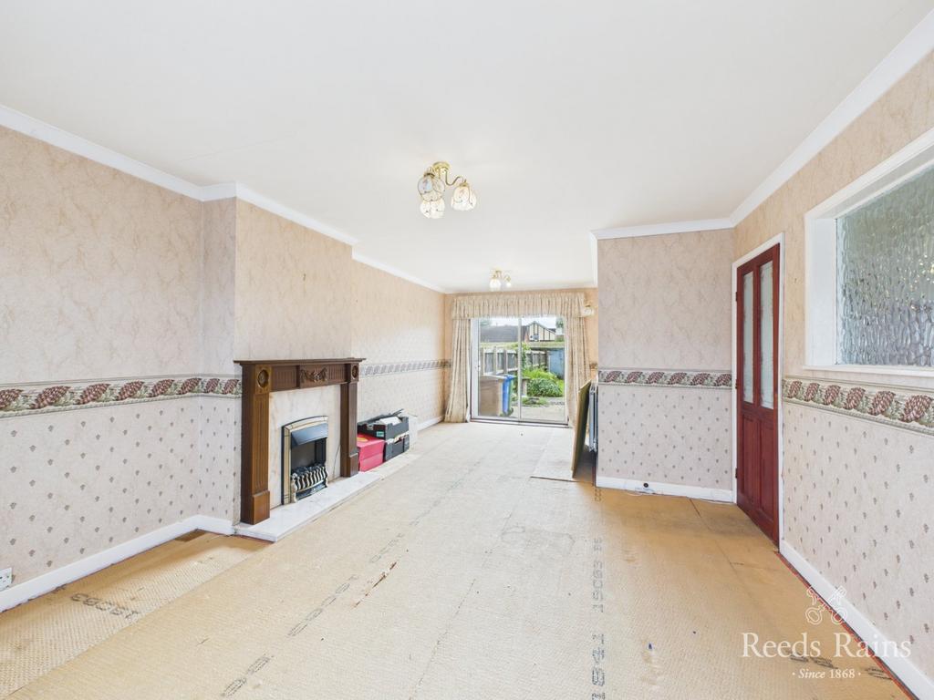 Sitting/Dining Room