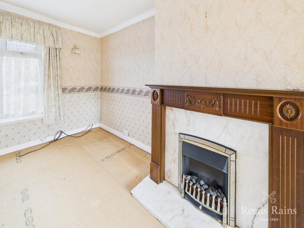 Sitting/Dining Room