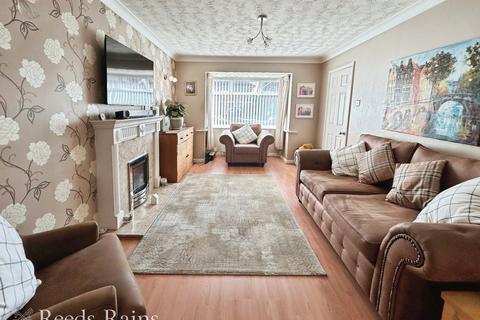 4 bedroom detached house for sale, Dorchester Park, Cheshire WA7
