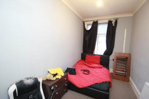 1 bedroom flat for sale, Manor Road, Westcliff On Sea