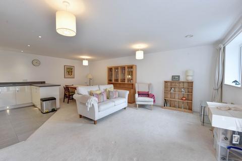 1 bedroom retirement property to rent, Albert Court, Reading Road