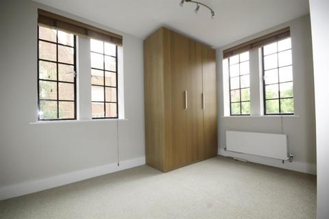 undefined, The Galleries, Brentwood