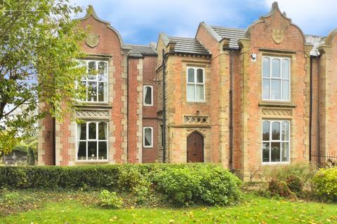 4 bedroom semi-detached house for sale, Dearne Hall Road, Barugh Green