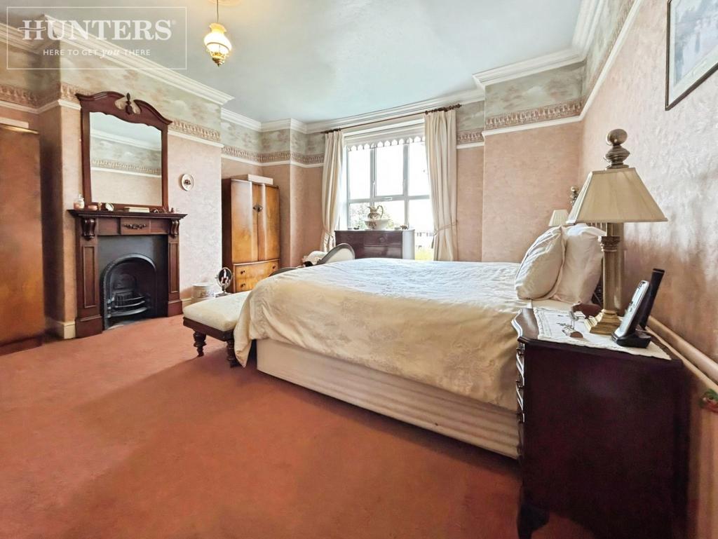 Pbox-bedroom-341358.jpg