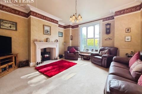 4 bedroom semi-detached house for sale, Dearne Hall Road, Barugh Green