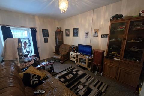 2 bedroom flat for sale, 57A Cardiff Road, Bargoed, Mid Glamorgan, CF81 8PA
