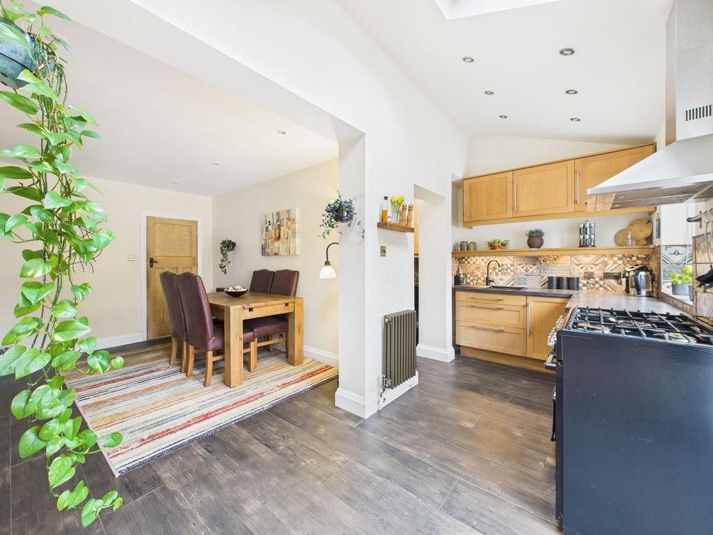 Dining/Kitchen