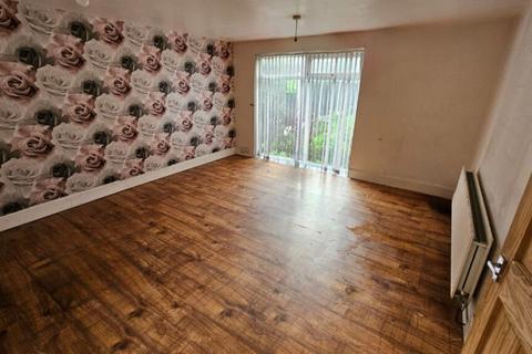 4 bedroom terraced house for sale, Dulverton Place, Beeston, Leeds, LS11 0LB