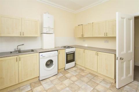3 bedroom apartment to rent, Burnham Court, Brent Street, London