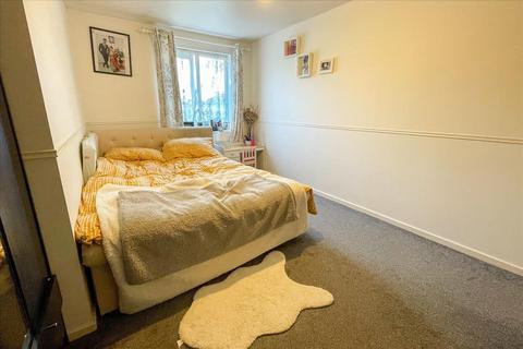 112 Nene Gardens, Feltham, TW13 5PL