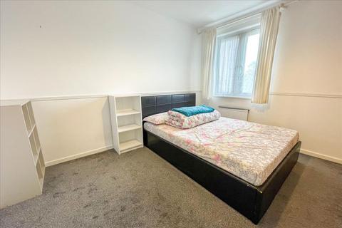 112 Nene Gardens, Feltham, TW13 5PL