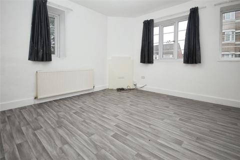 undefined, Warwick Gardens, London Road, Thornton Heath, CR7