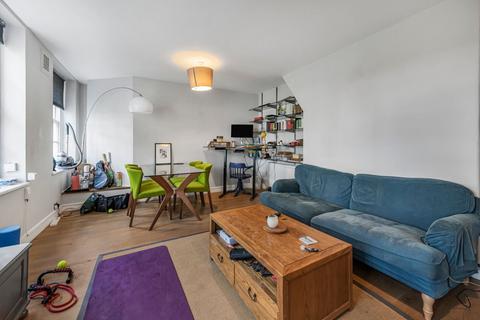 Vicarage Crescent, London, SW11