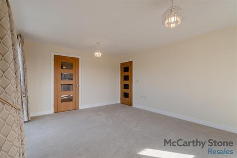 2 bedroom apartment for sale, Moorfield Road, Denham