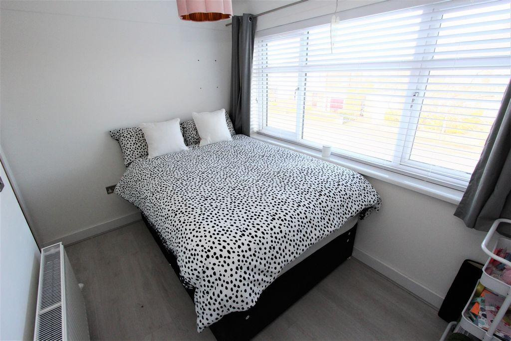 Bed 3