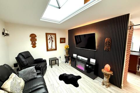 undefined, Street Lane, Keighley BD20