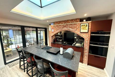 undefined, Street Lane, Keighley BD20