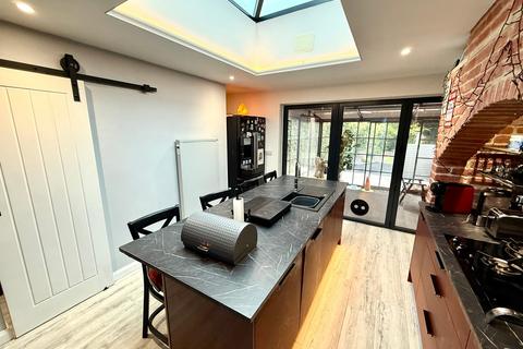 undefined, Street Lane, Keighley BD20