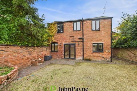 2 bedroom semi-detached house to rent, Berkeley Road South, Earlsdon, Coventry, CV5