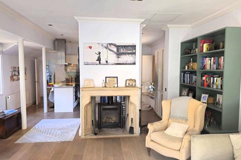 3 bedroom duplex for sale, Englemere Wood, London Road, Ascot, Berkshire, SL5