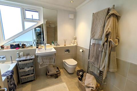 3 bedroom duplex for sale, Englemere Wood, London Road, Ascot, Berkshire, SL5
