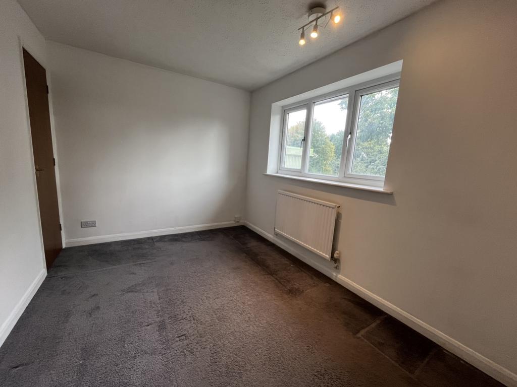 31 Denholme Road, bed 2