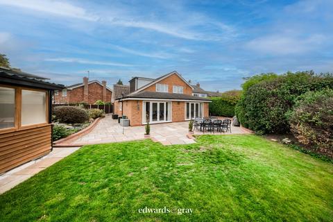 4 bedroom detached house for sale, Lyndon Close, Castle Bromwich, B36 0AJ