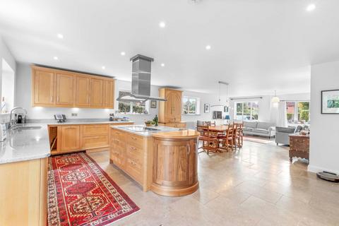 5 bedroom detached house for sale, Hazlemere Road, High Wycombe HP10