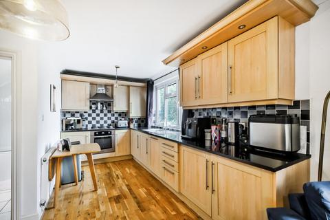 2 bedroom flat for sale, Blake Hall Road, Wanstead