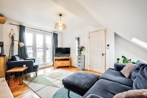 2 bedroom flat for sale, Blake Hall Road, Wanstead