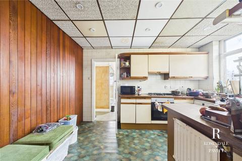 undefined, Woodcote Road, Purley, CR8