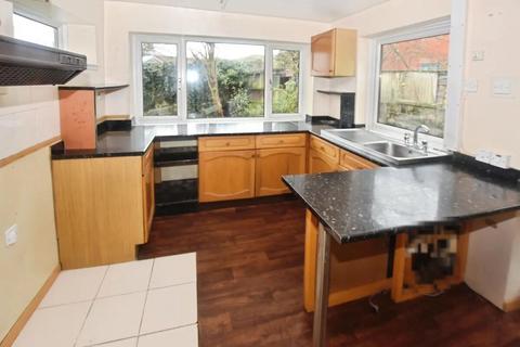 4 bedroom semi-detached house for sale, Clifford Avenue, Kingsteignton, Newton Abbot, Devon.