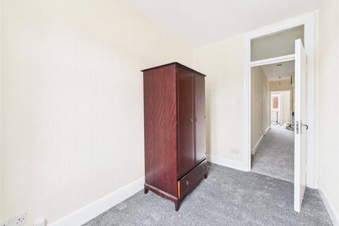 undefined, Coulsdon, Surrey, CR5