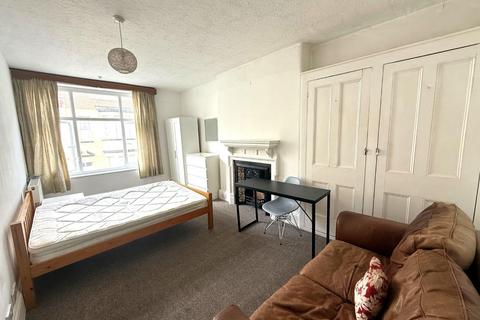 7 bedroom house to rent, Addison Road, Plymouth PL4