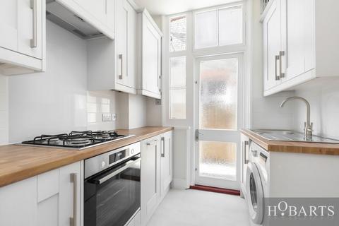 2 bedroom maisonette for sale, Lyndhurst Road,  Wood Green, N22