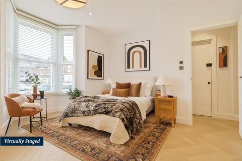 2 bedroom flat for sale, Ponsard Road, Kensal Green, London, NW10