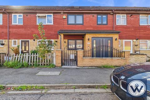 undefined, Woolacombe Way, UB3
