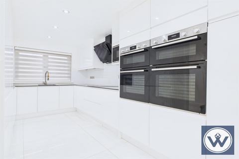 undefined, Woolacombe Way, UB3