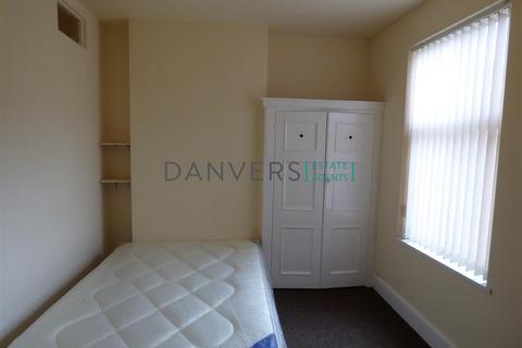 5 bedroom detached house to rent, Equity Road, Leicester LE3