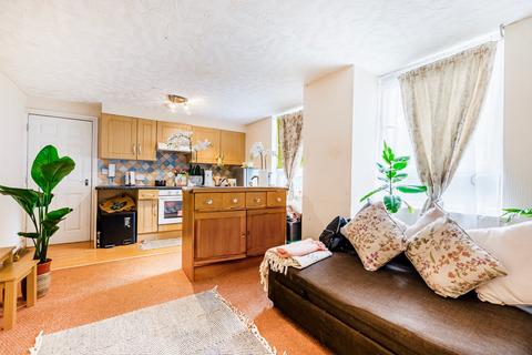 1 bedroom flat for sale, The New Alexandra Court, Woodborough Road, Nottingham, Nottinghamshire, NG3 4LN