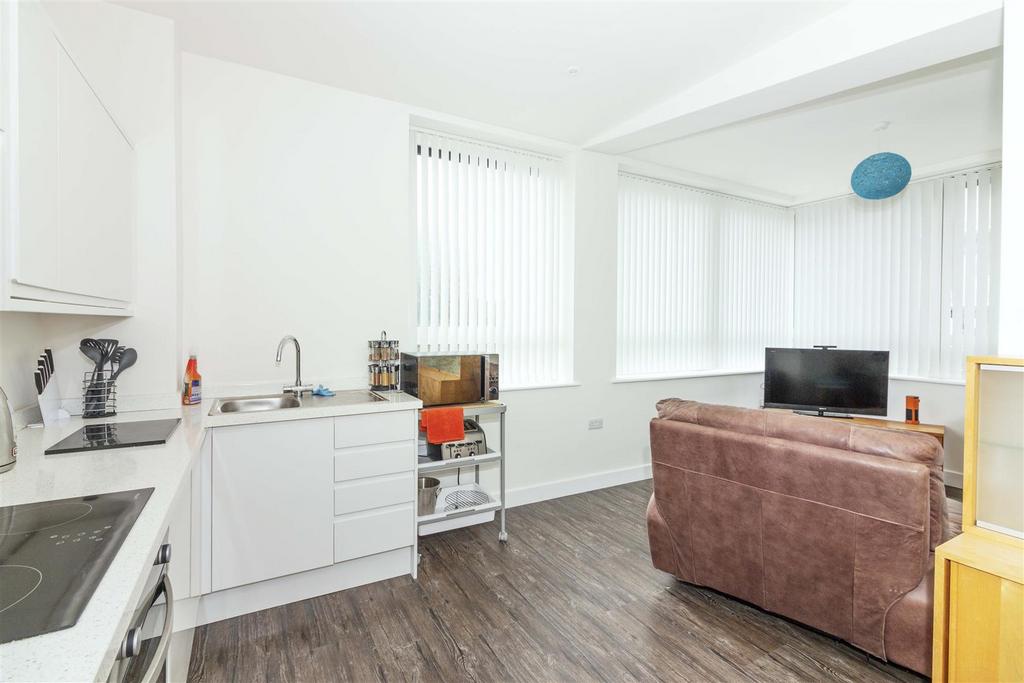 For Sale by Aspire Residential The Causeway